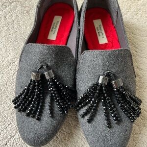 Simply Vera gray loafers with black tassels